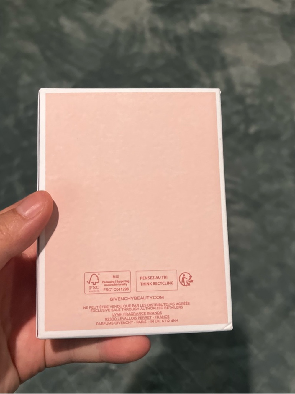 Givenchy Irresistible Eau de Parfum - Blush Pink - Picture 2 of 9